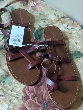 Women's Strappy Brown Flat Sandals Lavinia Style